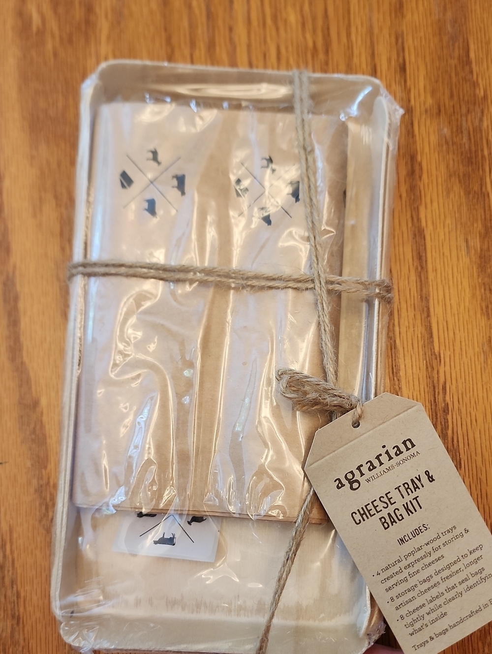 Williams Sonoma Agrarian Cheese Tray & Bag Kit - Beige